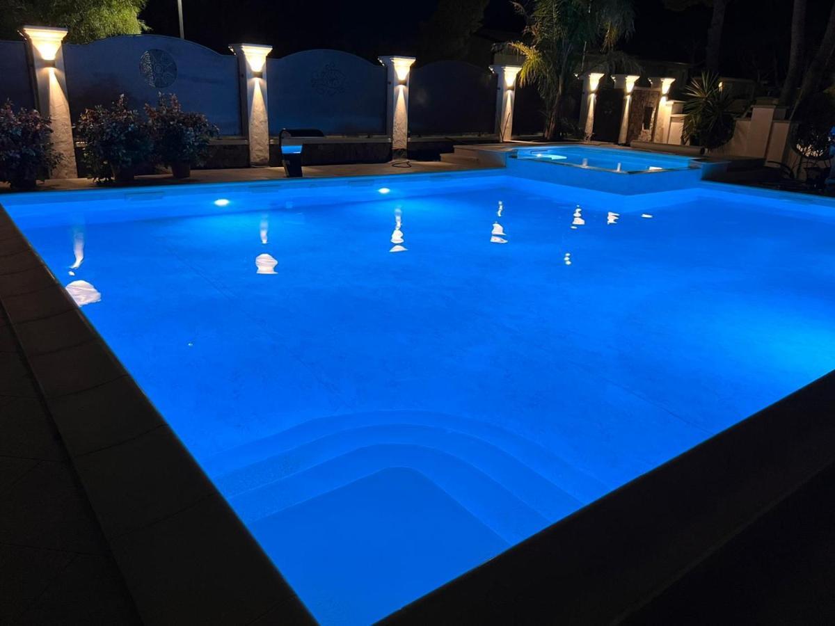 Villa Aquamarina Pavoncella Rossa Porto Pino Esterno foto
