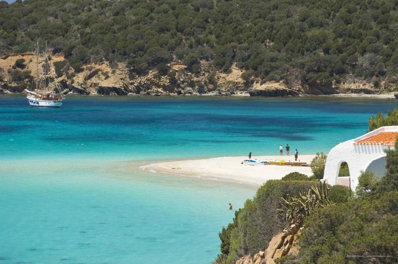 Villa Aquamarina Pavoncella Rossa Porto Pino Esterno foto