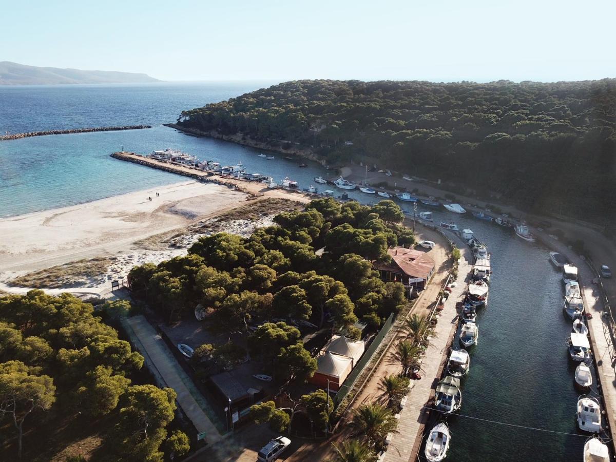 Villa Aquamarina Pavoncella Rossa Porto Pino Esterno foto
